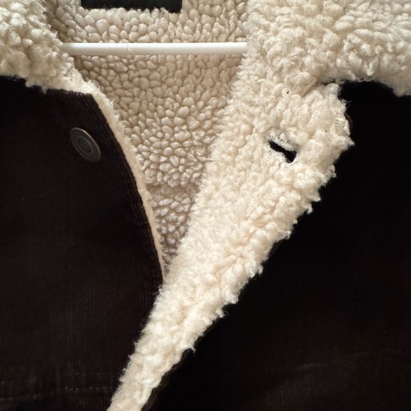 Uniqlo Dark Brown Corduroy Sherpa-Lined Trucker Jacket - Picture 3 of 3